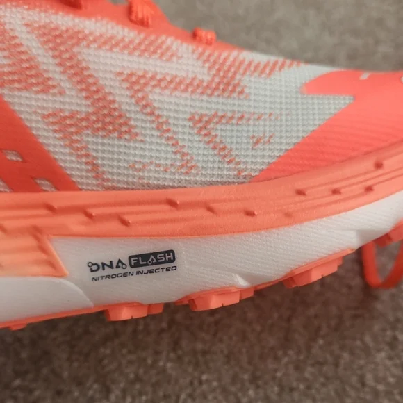 Brooks Women's Catamount 4 Running Shoes - Coral and White - Picture 6 of 7